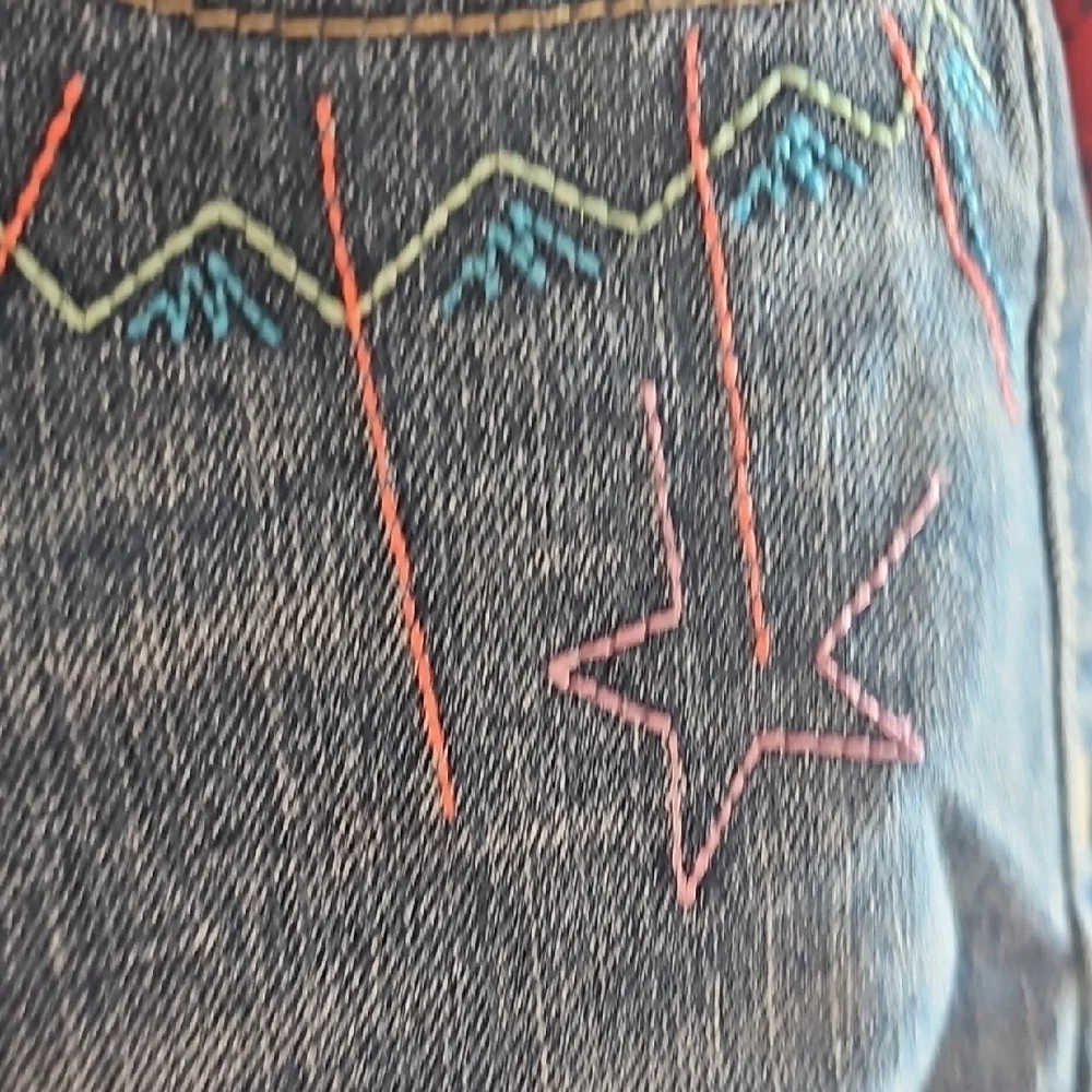 Old Navy Girls Embroidered Hearts & Stars Denim Bermuda Style Shorts Size 16